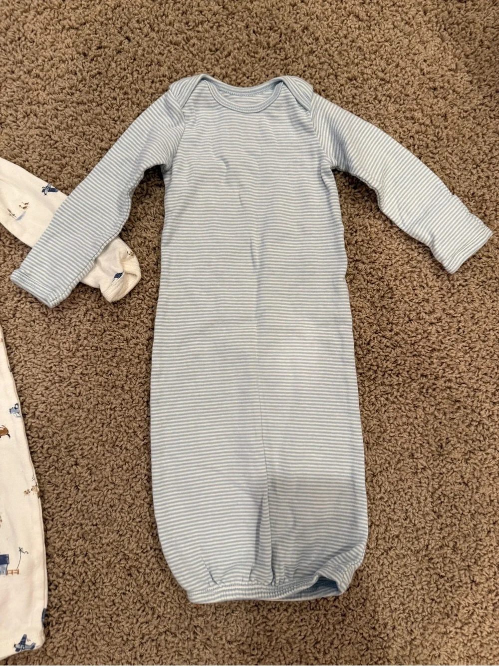 Carter’s Long Sleeve Sleep Gown Set in Blue Stripe & Rural Farm Print (Newborn)